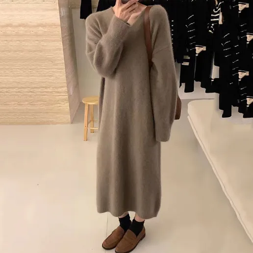 トレンドアイテム 長袖 Vネック 無地 ストレート ロング シンプル ニットワンピース
