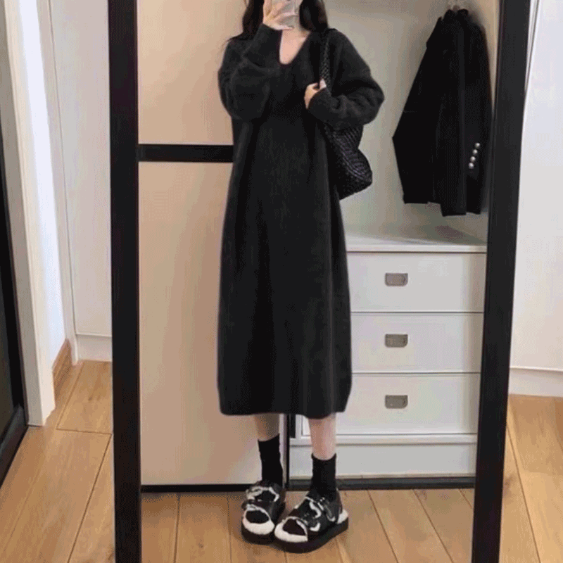 見逃し厳禁 無地 ストレート 長袖 Vネック ニット 定番 ニットワンピース