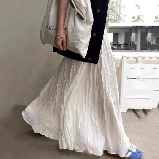 『今売れてます!』 バナナ型 Aライン 通勤 無地 気分転換 カジュアル スカート