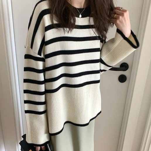 SNSで話題沸騰 長袖 ラウンドネック 切り替え ビックシルエット ボーダー シンプル ニット