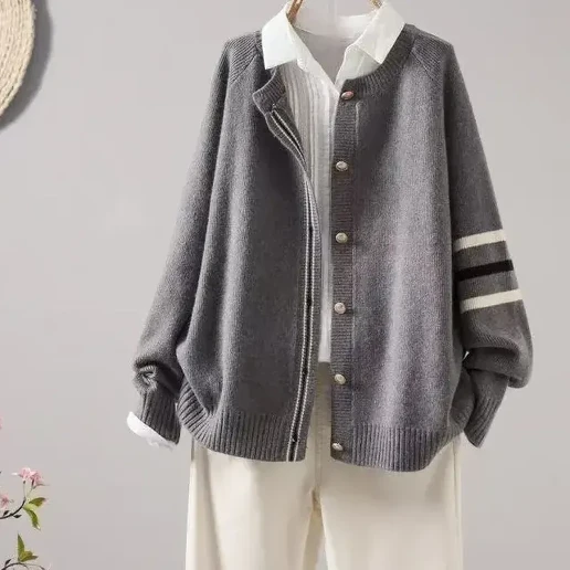 今季トレンド 長袖 ビックシルエット ボタン 無地 ラウンドネック カジュアル ニットセーター